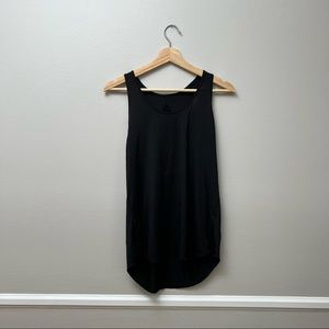Lululemon women’s size small tank top